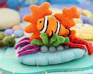 FELT CORAL REEF WITH CLOWNFISH SET